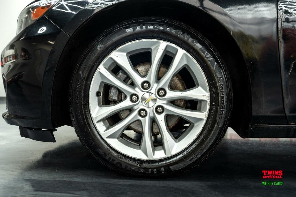 2017 Chevrolet Malibu Image 24