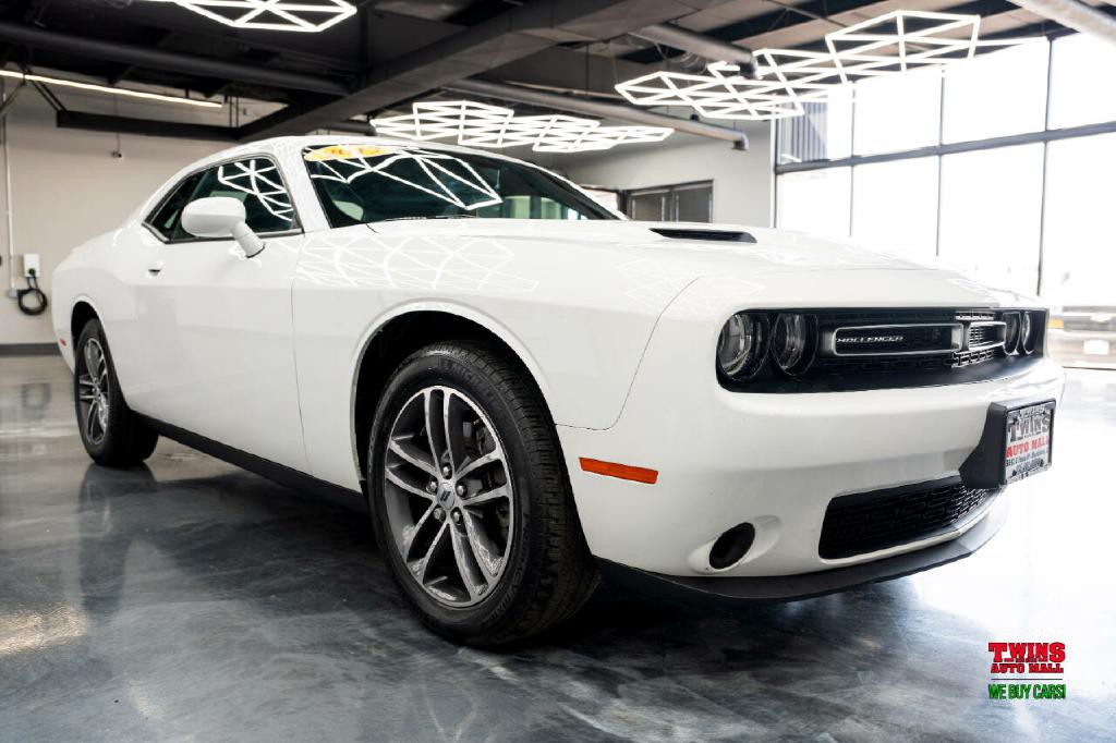 2019 Dodge Challenger Image 8