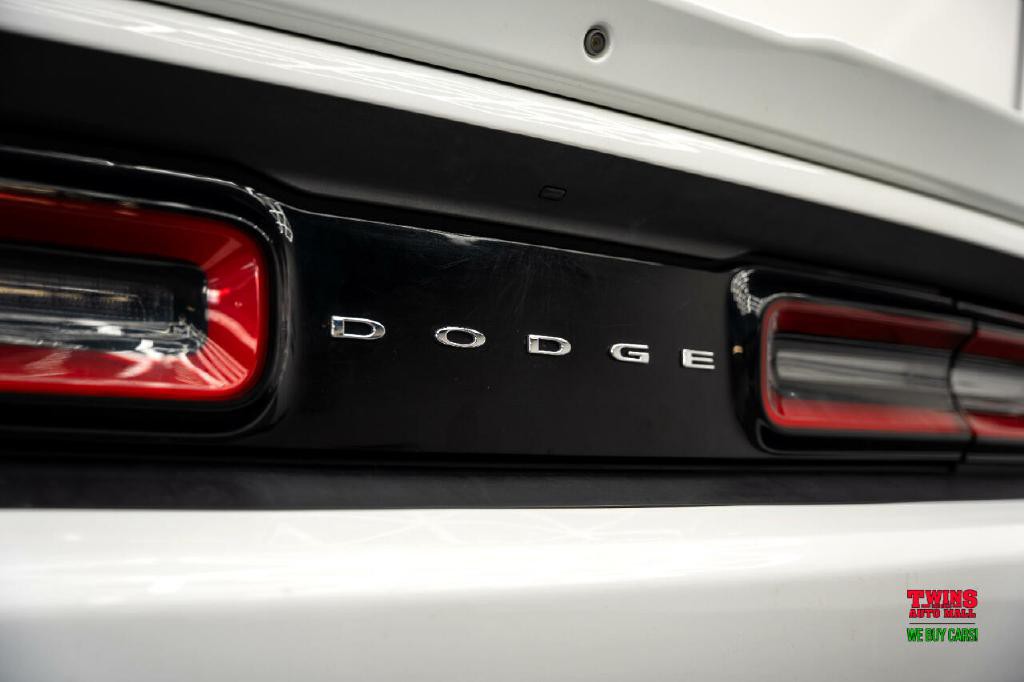2019 Dodge Challenger Image 27