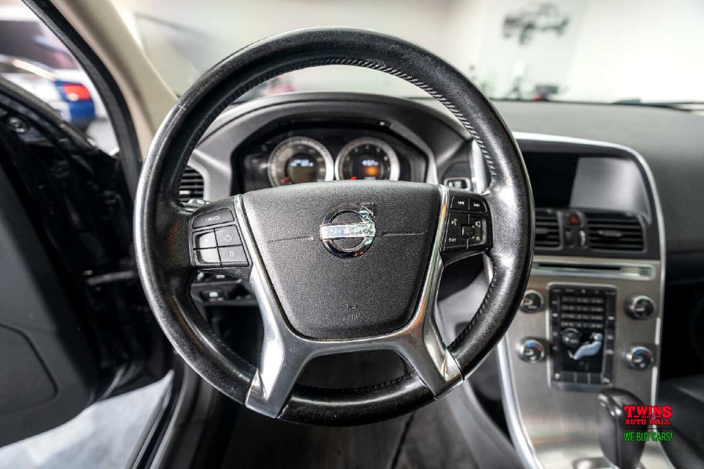 2012 Volvo XC60 Image 18