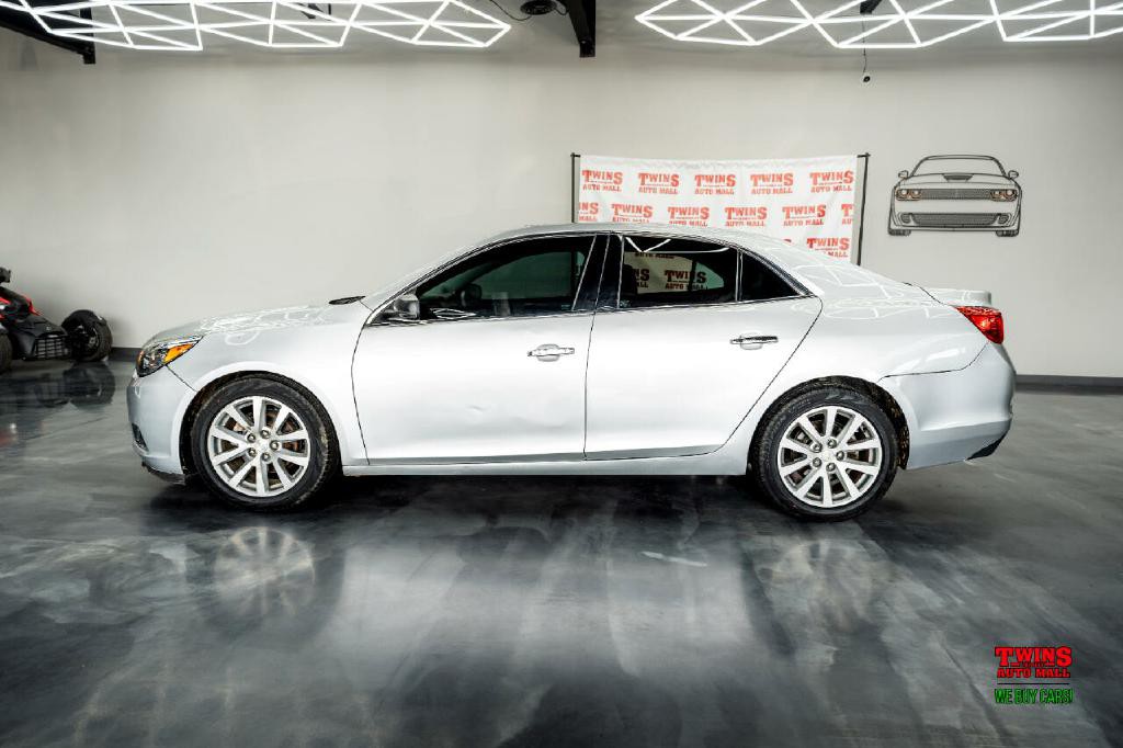 2014 Chevrolet Malibu Image 3
