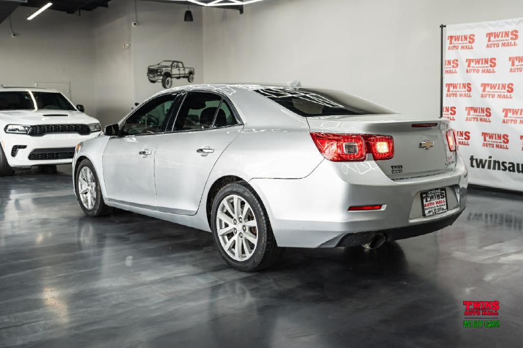 2014 Chevrolet Malibu Image 4