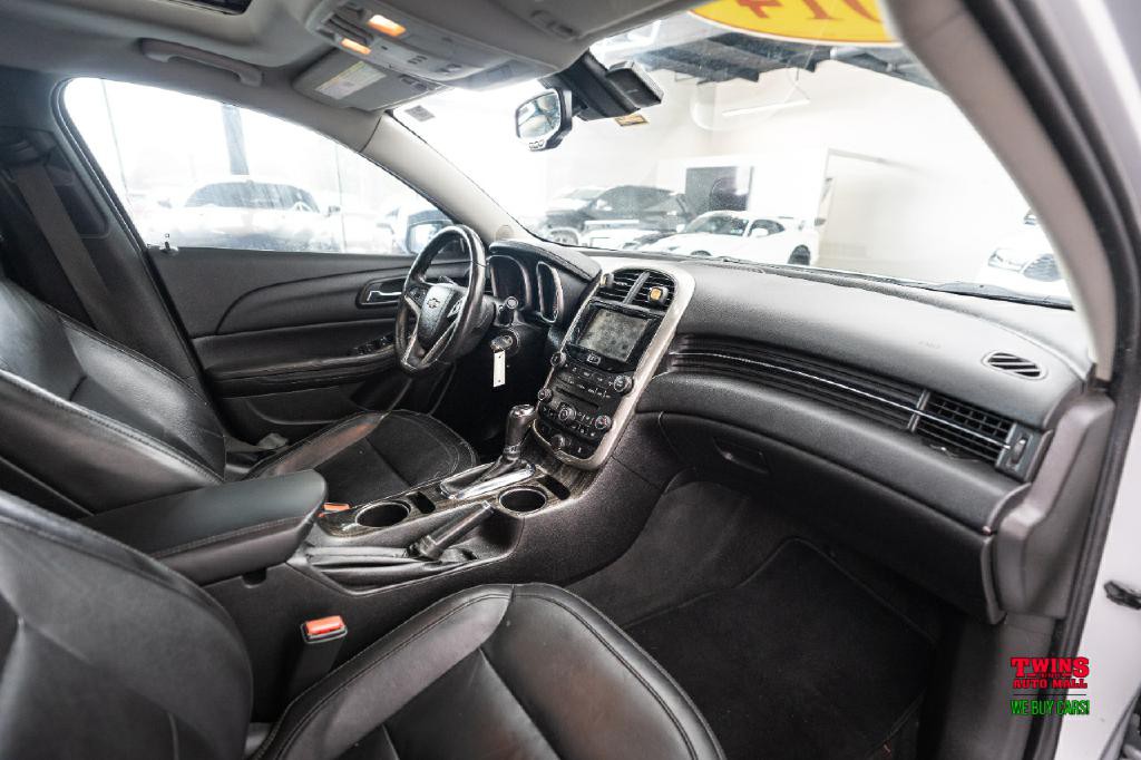 2014 Chevrolet Malibu Image 16