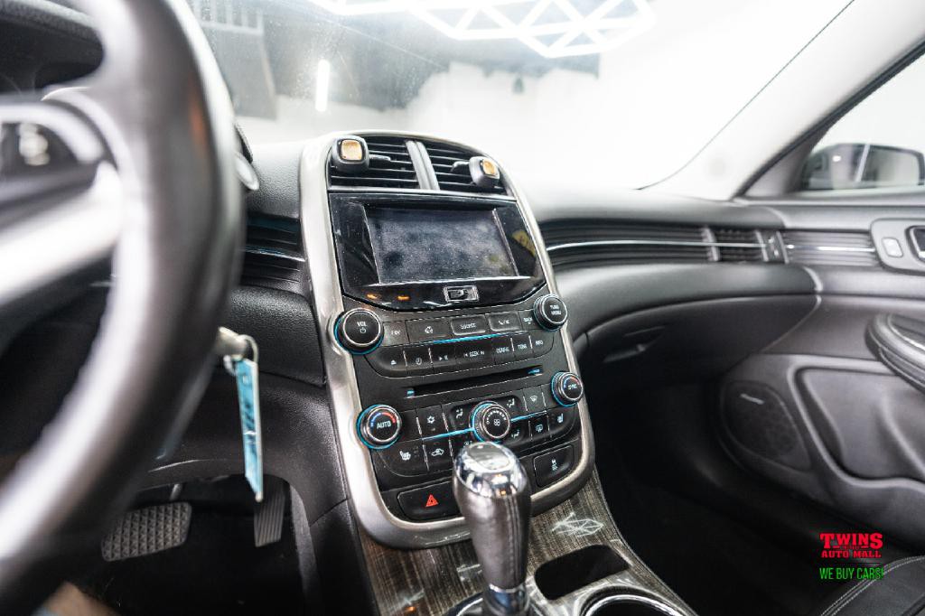 2014 Chevrolet Malibu Image 18