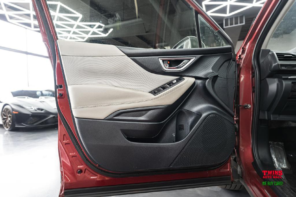 2019 Subaru Forester Image 10