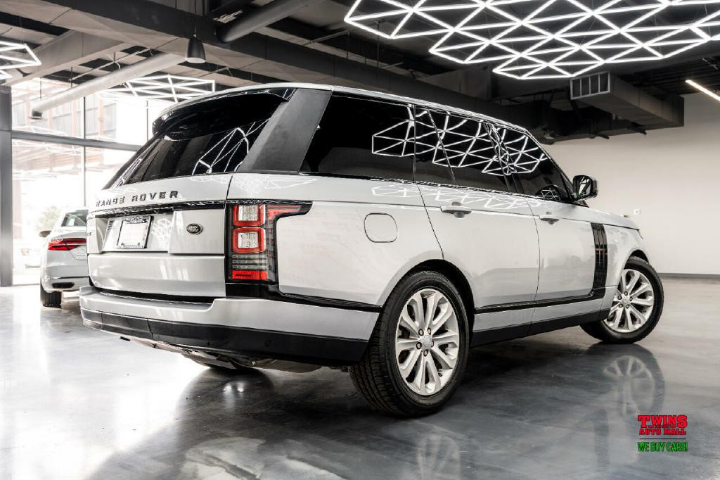 2016 Land Rover Range Rover Image 4