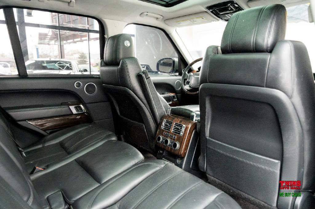 2016 Land Rover Range Rover Image 9