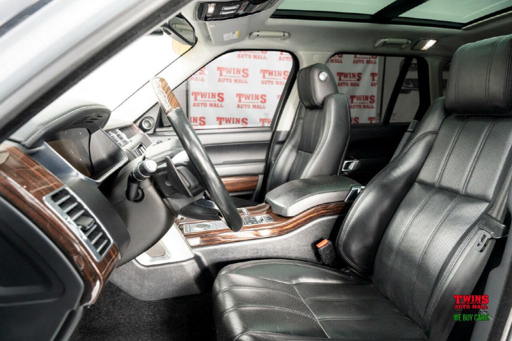 2016 Land Rover Range Rover Image 21