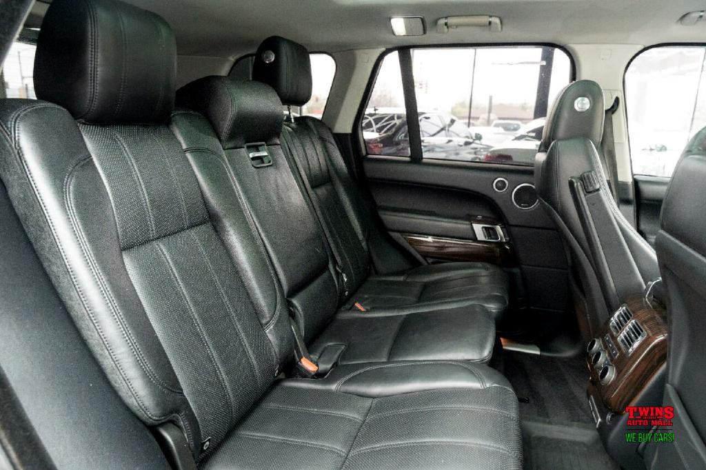 2016 Land Rover Range Rover Image 23