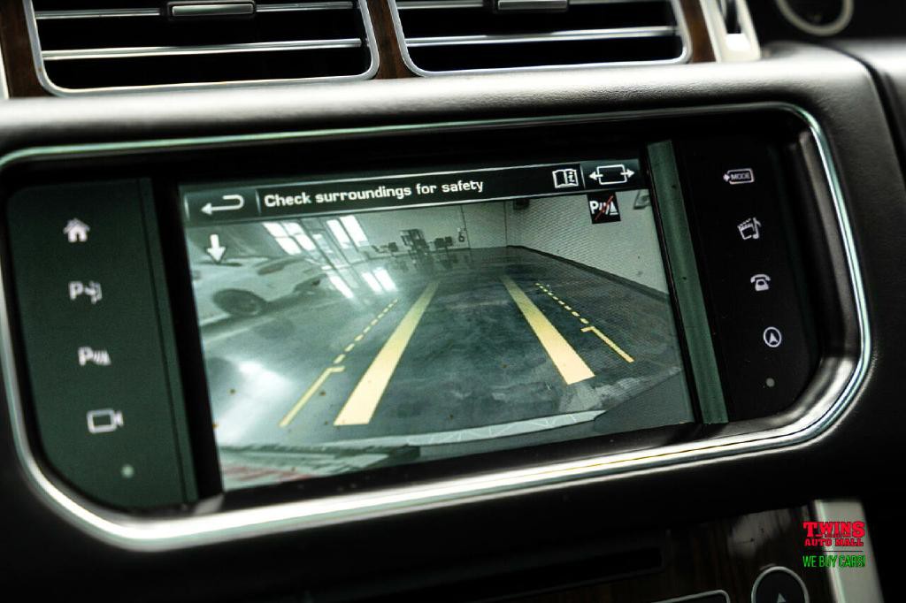 2016 Land Rover Range Rover Image 28