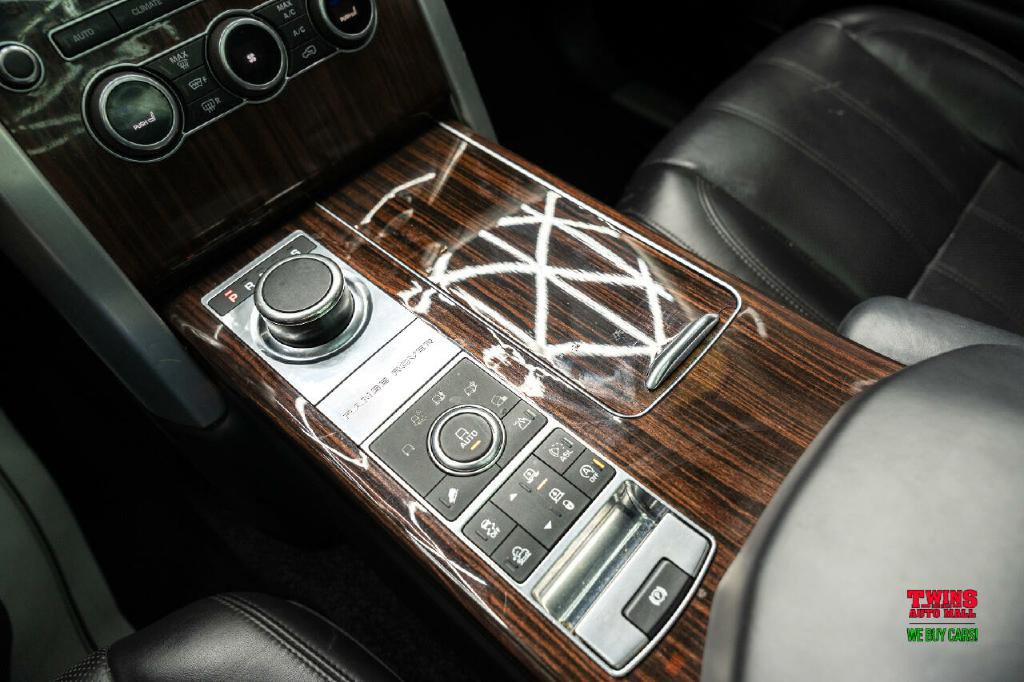 2016 Land Rover Range Rover Image 29