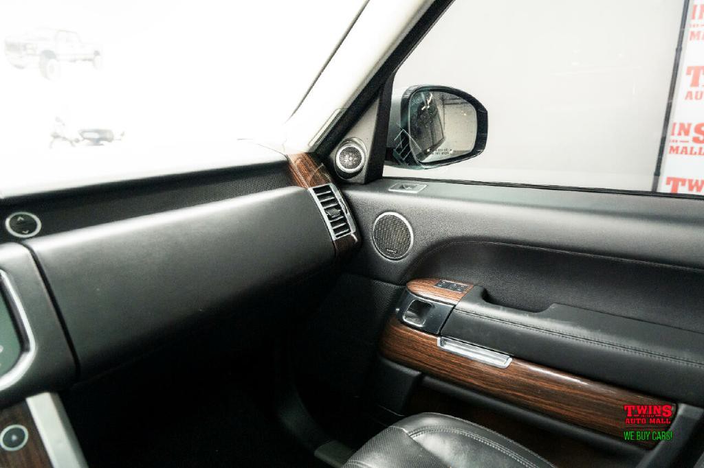 2016 Land Rover Range Rover Image 30