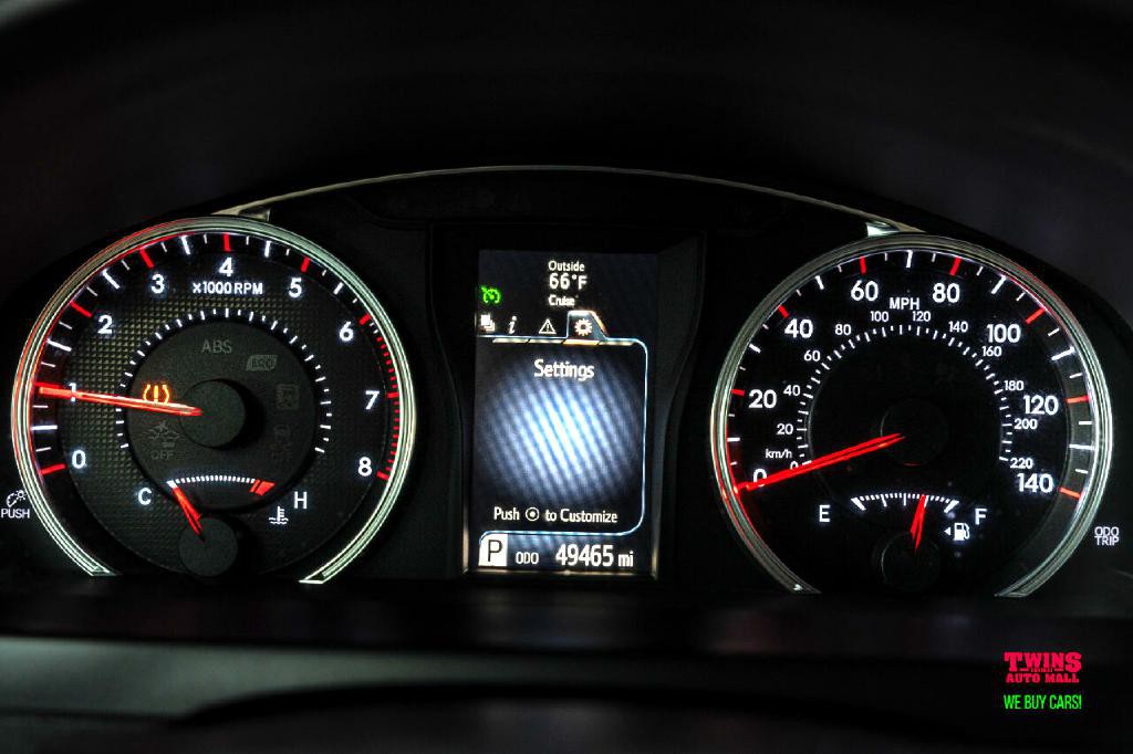 2017 Toyota Camry Image 20