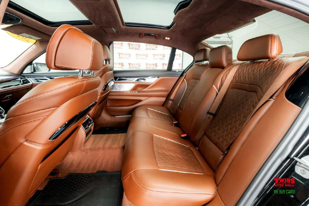 2020 BMW 7 Series Image 14