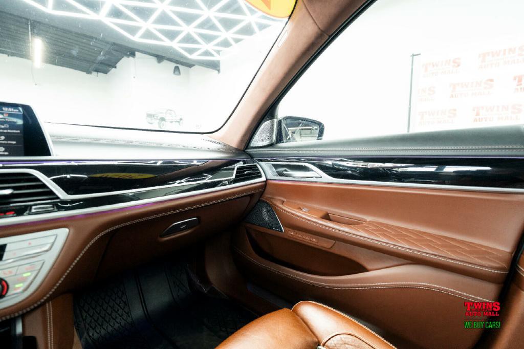 2020 BMW 7 Series Image 24