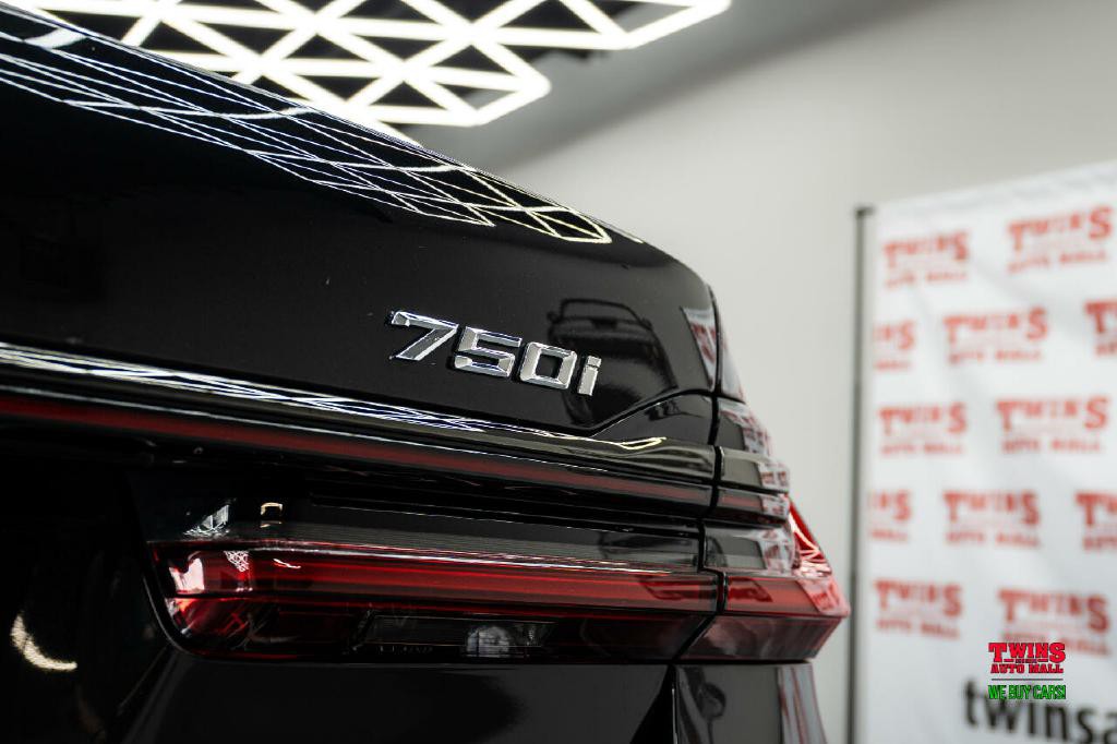 2020 BMW 7 Series Image 43