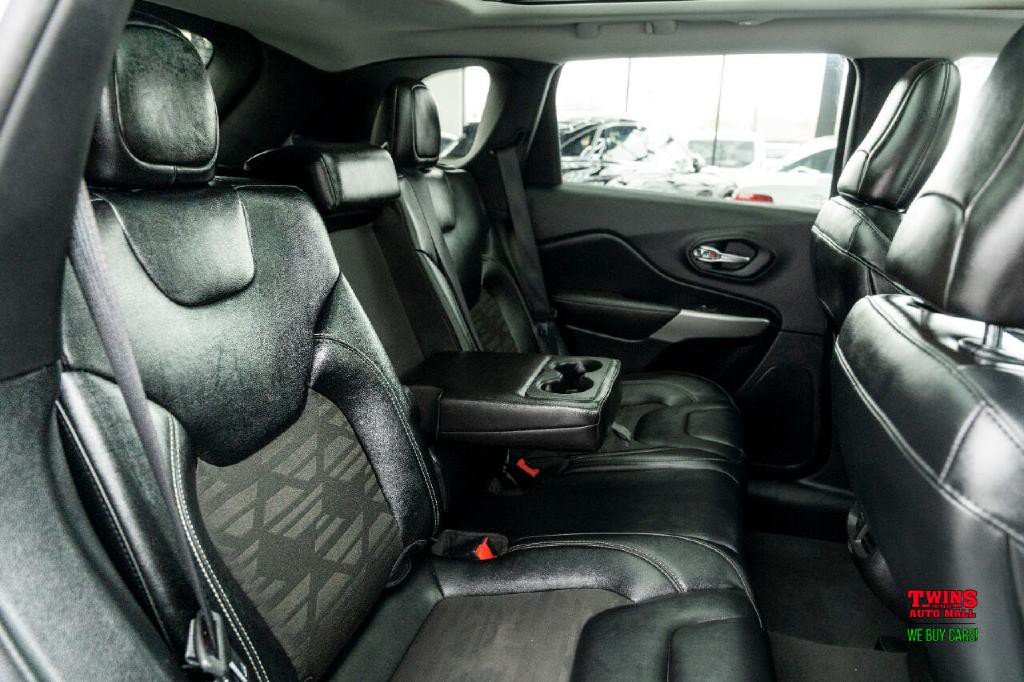 2022 Jeep Cherokee Image 16