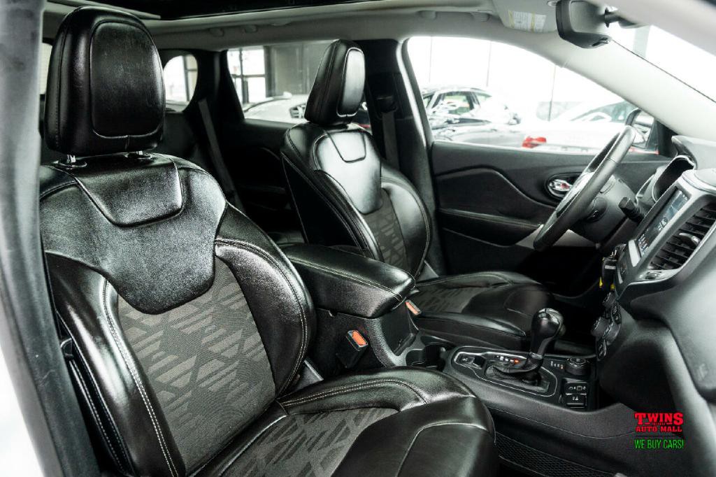 2022 Jeep Cherokee Image 17