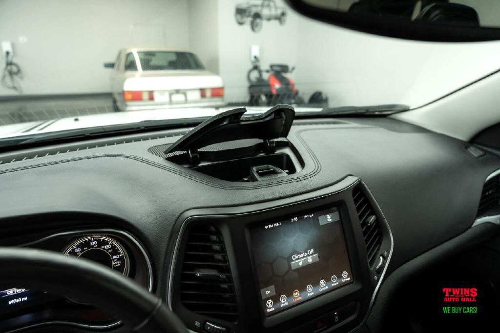2022 Jeep Cherokee Image 25