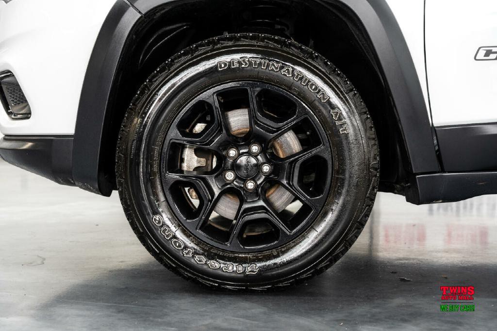 2022 Jeep Cherokee Image 29