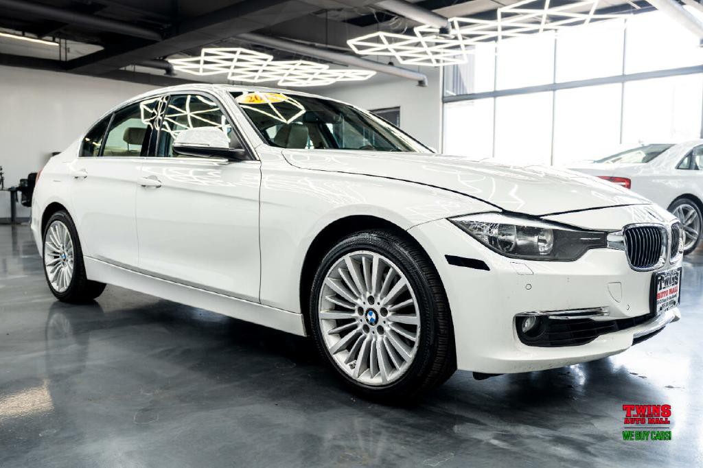 2015 BMW 3 Series Image 8