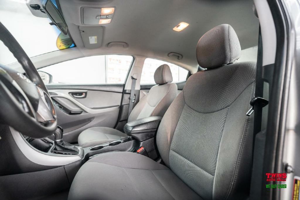 2014 Hyundai Elantra Image 9