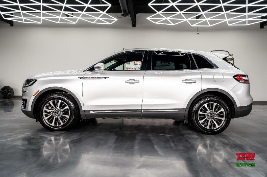2019 Lincoln Nautilus Image 3