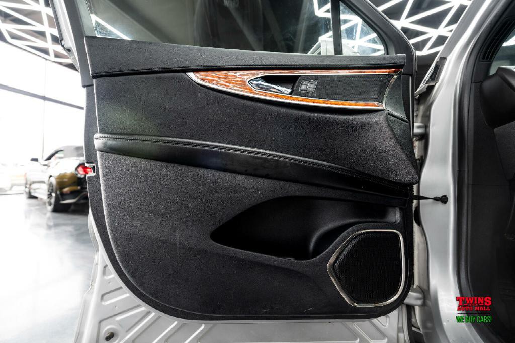 2019 Lincoln Nautilus Image 10