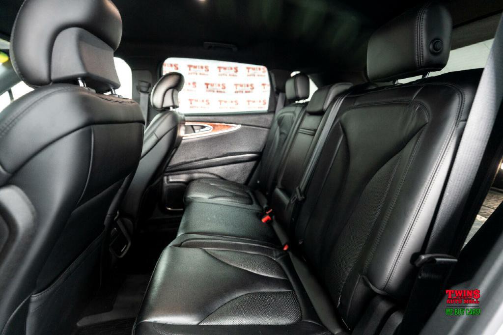 2019 Lincoln Nautilus Image 13