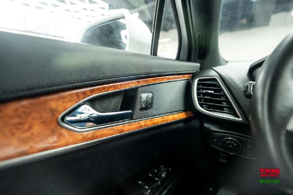 2019 Lincoln Nautilus Image 25