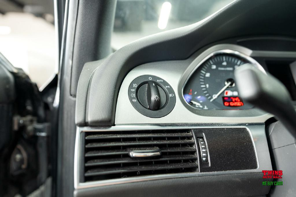 2008 Audi S6 Image 25