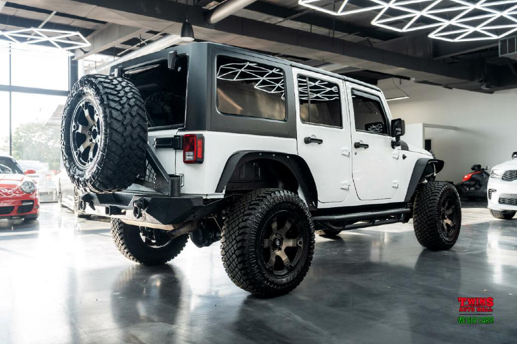 2016 Jeep Wrangler Image 6