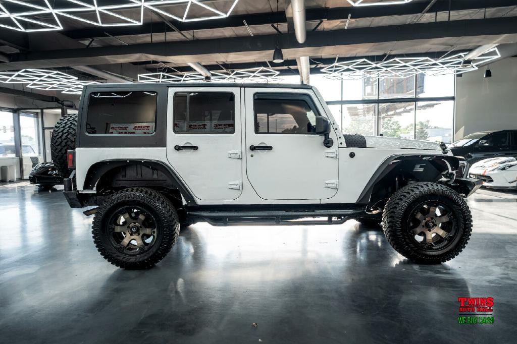 2016 Jeep Wrangler Image 7