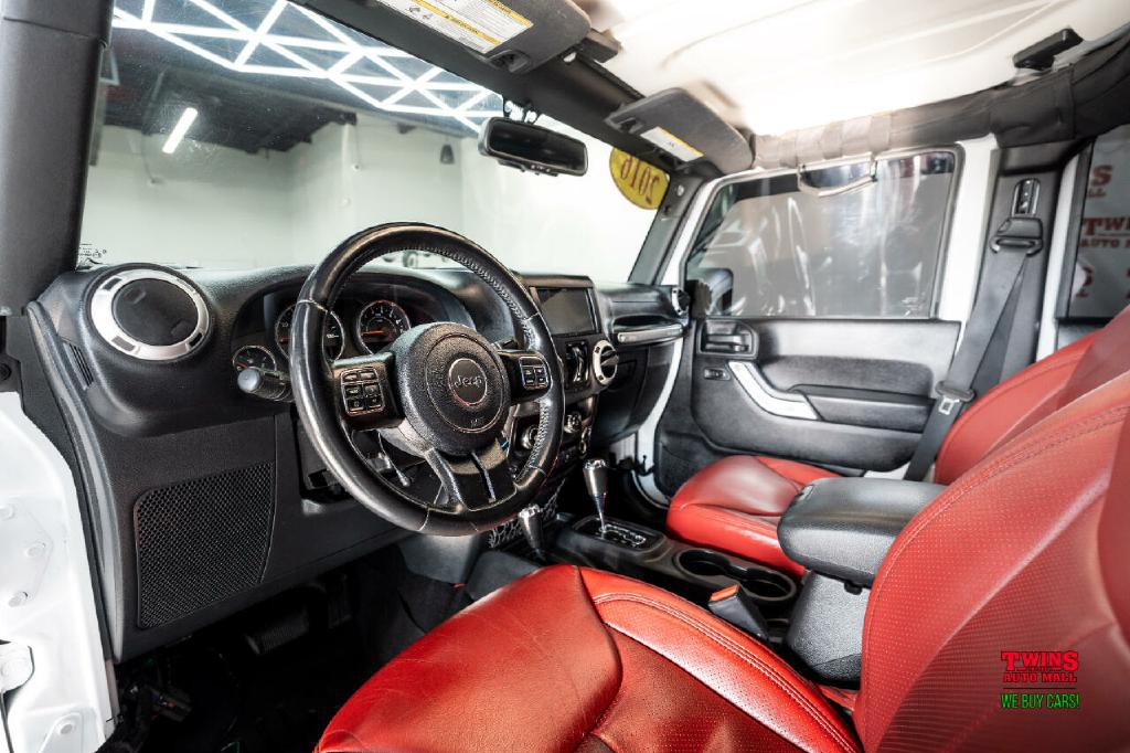 2016 Jeep Wrangler Image 11