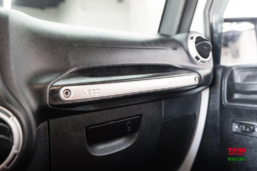 2016 Jeep Wrangler Image 21