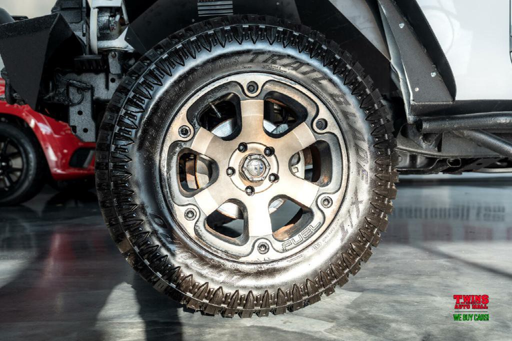 2016 Jeep Wrangler Image 24