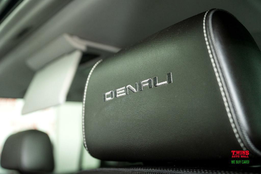 2017 GMC Yukon Image 36