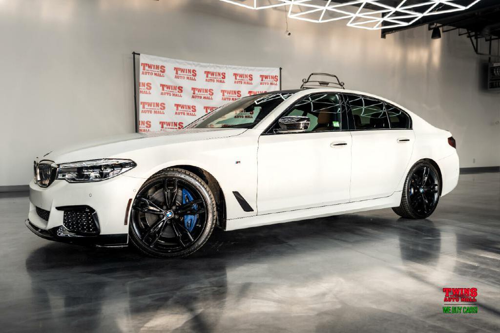2018 BMW 5 Series Image 2