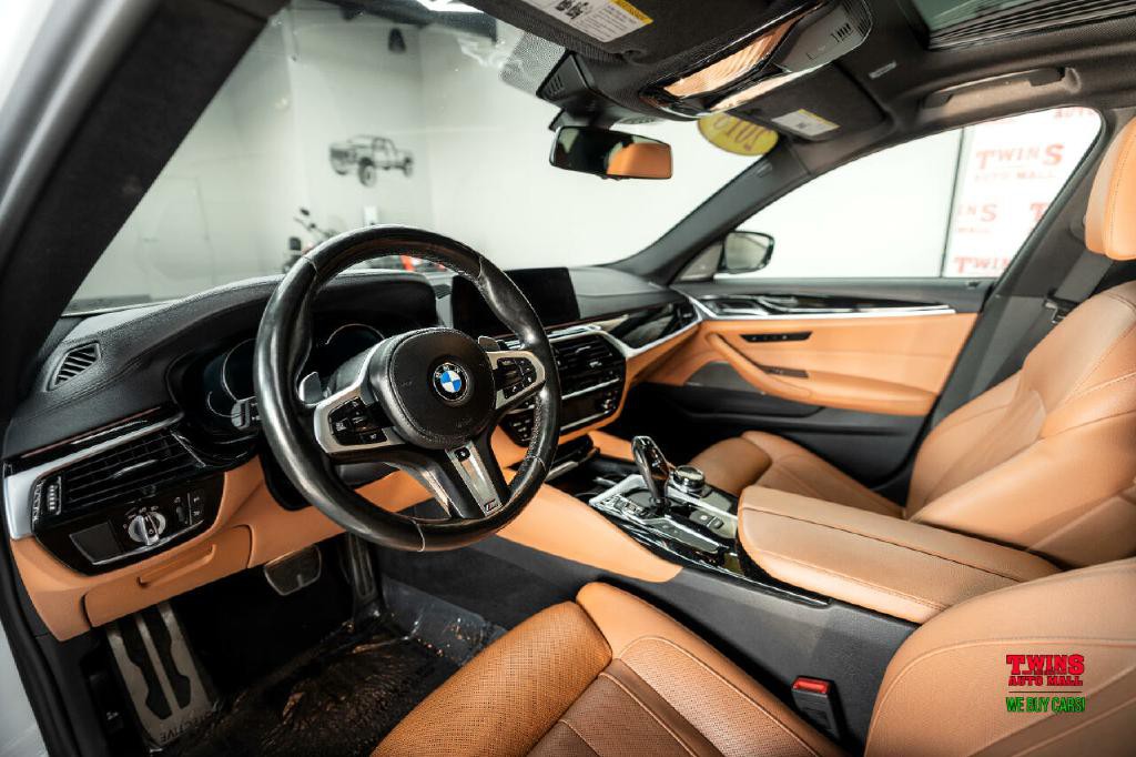 2018 BMW 5 Series Image 11