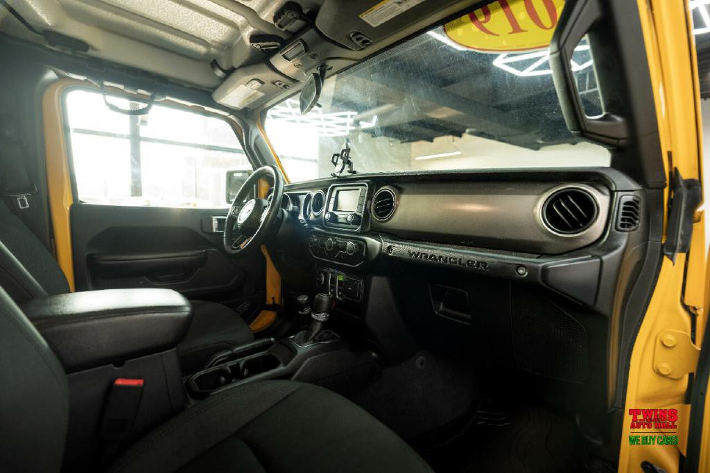 2019 Jeep Wrangler Image 16