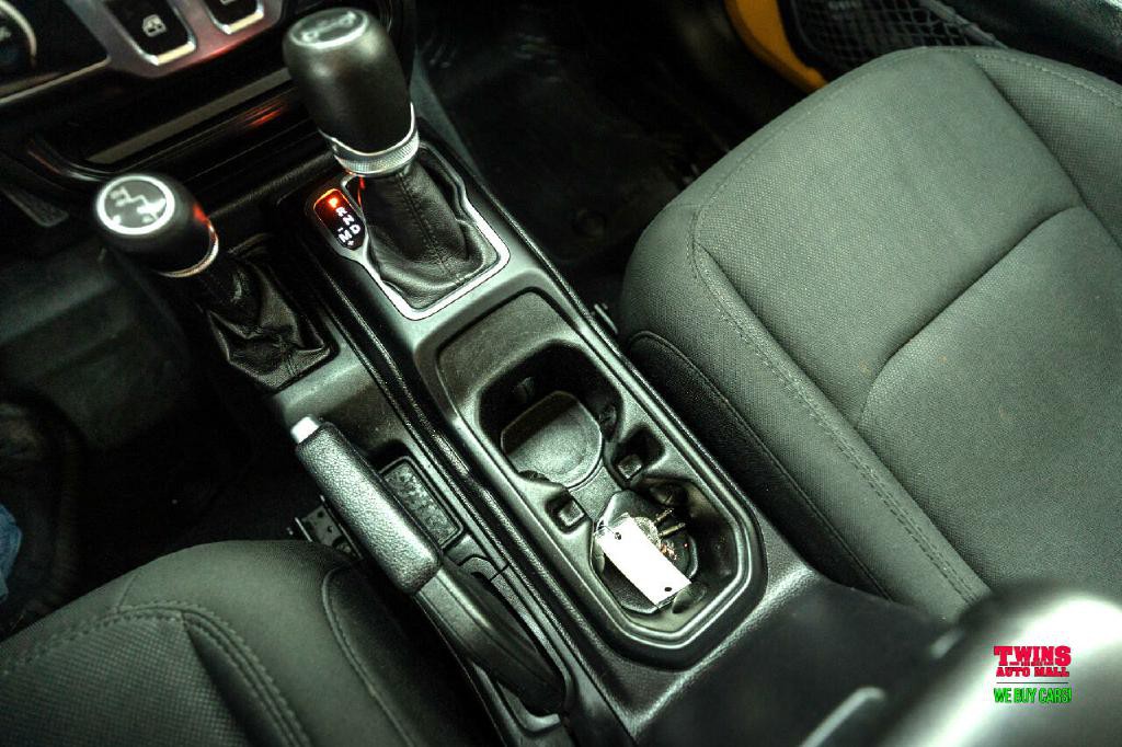 2019 Jeep Wrangler Image 25