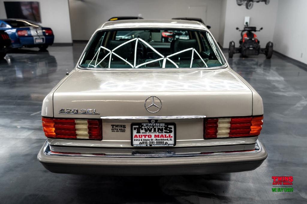 1987 Mercedes-Benz 420-Class Image 5
