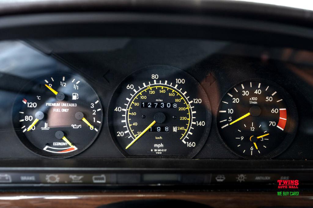 1987 Mercedes-Benz 420-Class Image 17