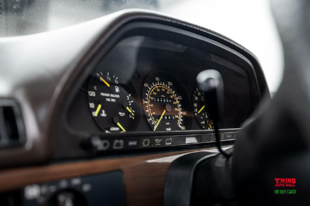 1987 Mercedes-Benz 420-Class Image 22