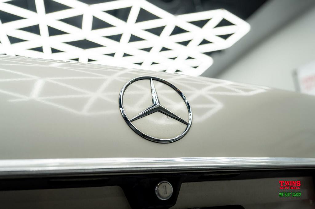 1987 Mercedes-Benz 420-Class Image 27