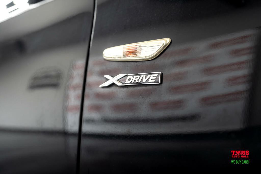 2010 BMW 3 Series Image 27