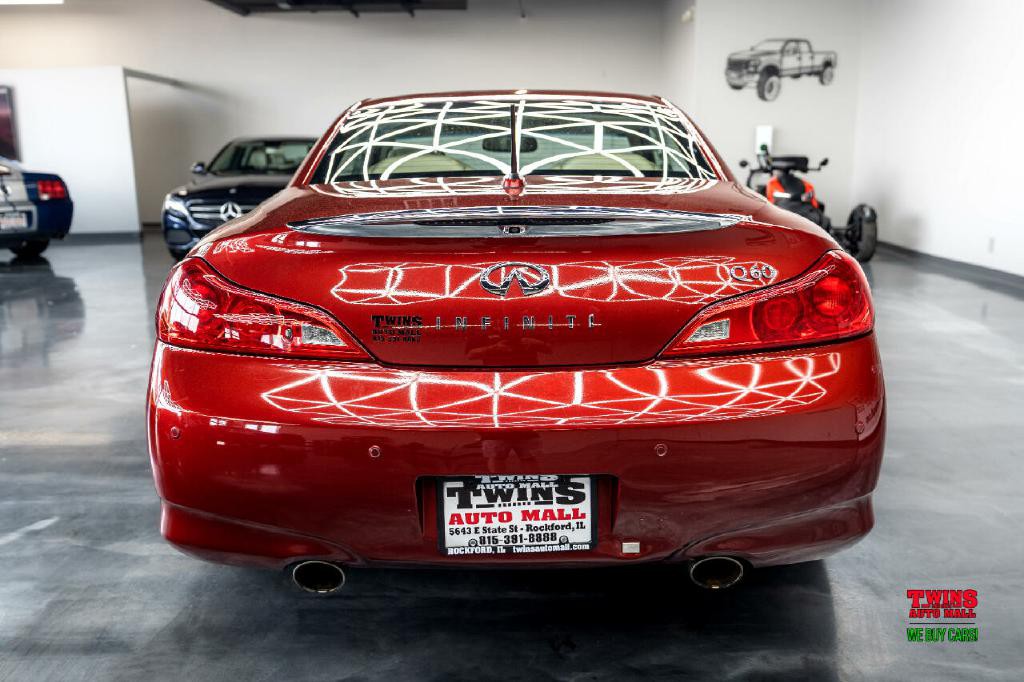 2014 INFINITI Q60 Image 5