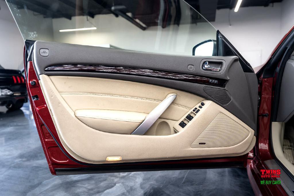 2014 INFINITI Q60 Image 10