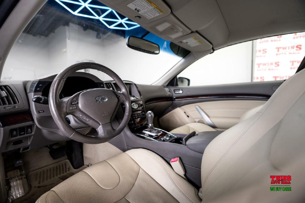 2014 INFINITI Q60 Image 11