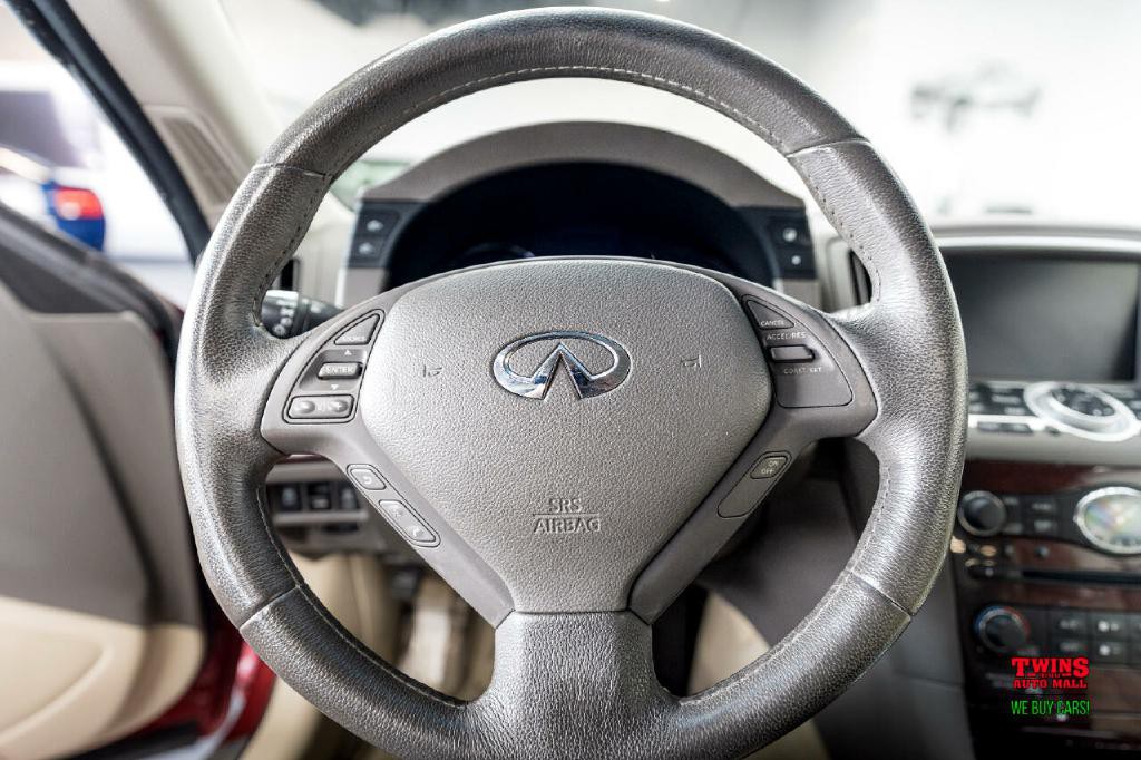 2014 INFINITI Q60 Image 16